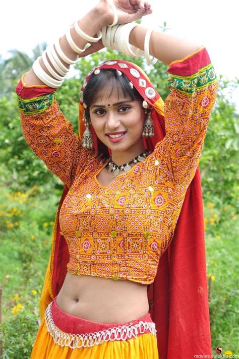 Free Hot Navel Porn Videos